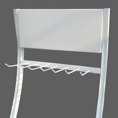 Os acessórios brancos do carro da cor LH-1432 indicam a cremalheira, cremalheira de exposição da lâmina de limpador